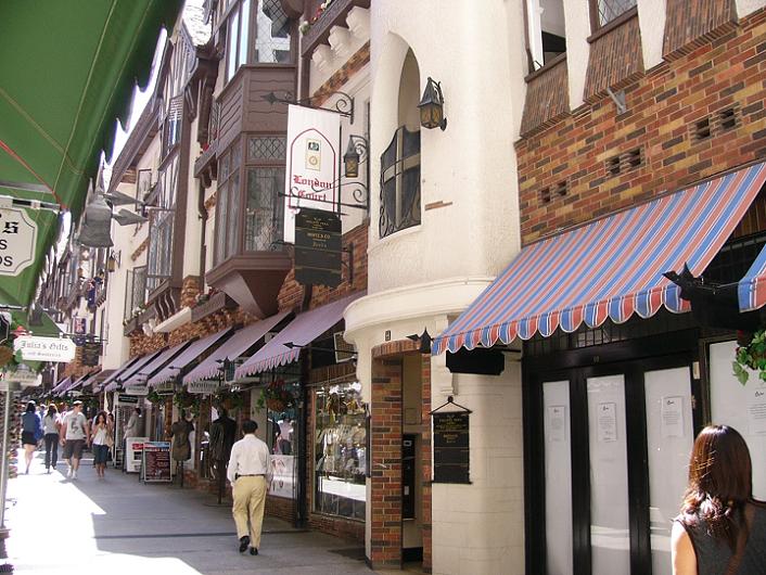 London Court arcade in the centre of Perth city