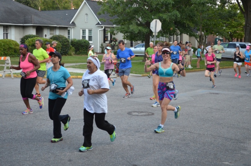 Spotted Silverguy shooting pics at the race's start.