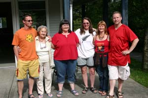 L-R Mike, Mom, Bev, Me, Judy, Rick
July 1, 2007 Family reunion in Vancouver