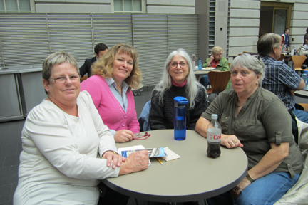 CP, Sarah Beth, Sarah, and Sue  
at the Museum of American Art/National Portrait Gallery